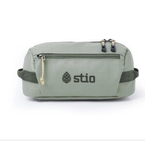 Stio Basin XT Dopp Kit NWT